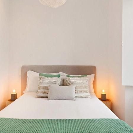 Modern Portuguese 1 Bedroom Apartment In Belem Lisboa Eksteriør billede